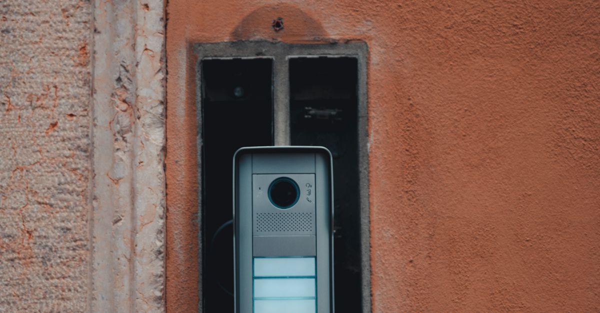 How to Identify When Your Alarm Battery Needs Replacing